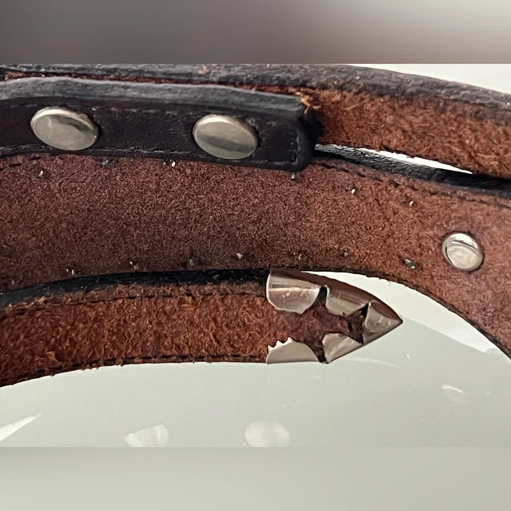 🩶Vintage Concho Leather Belt with Silver Accents & Removable Silver Buckle | S/M - Picture 13 of 16
